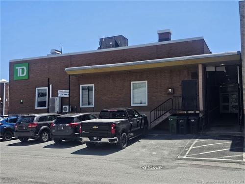 M3-115-125 Main St, Bathurst, NB 