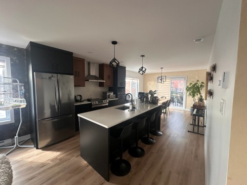 Kitchen - 1751 Rue Roosevelt, Longueuil (Saint-Hubert), QC 