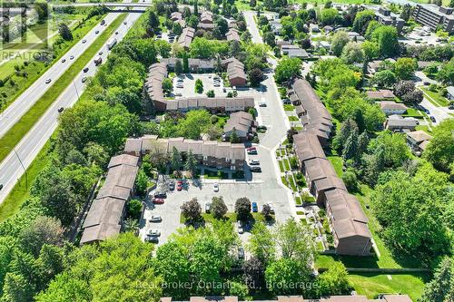90 - 49 Rhonda Road, Guelph (Willow West/Sugarbush/West Acres), ON 