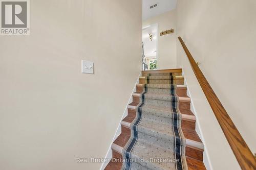 90 - 49 Rhonda Road, Guelph (Willow West/Sugarbush/West Acres), ON 