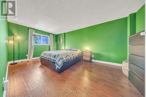90 - 49 Rhonda Road, Guelph (Willow West/Sugarbush/West Acres), ON 