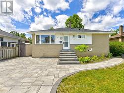 122 LONGFIELD ROAD Halton Hills, ON L7J 2K4