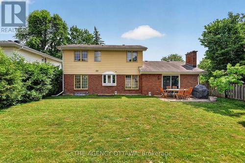 Expansive backyard with room to entertain - 1681 Amberdale Crescent, Ottawa, ON 