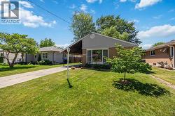 100 GREY CRESCENT Sarnia, ON N7S 2S2