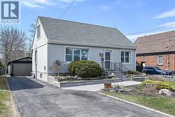 22 MARION Place  Stoney Creek, ON L8G 1R7