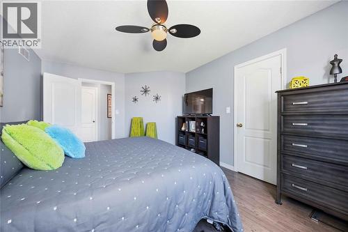 220 Paddock Green Circle, St Clair, ON 