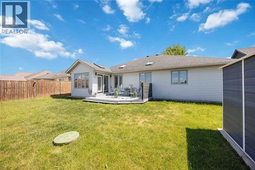 220 Paddock Green Circle, St Clair, ON 