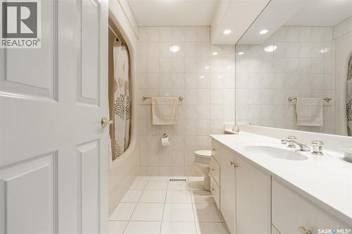 811 Braeside View, Saskatoon, SK 