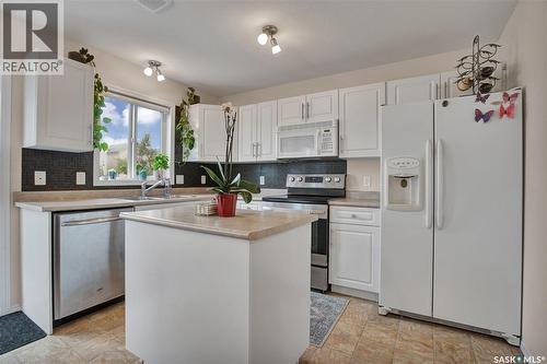 122 Blakeney Crescent, Saskatoon, SK 