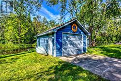 Garage - 