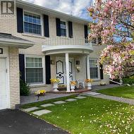 14 ROBINHOOD DRIVE  Hamilton, ON L9H 4G1
