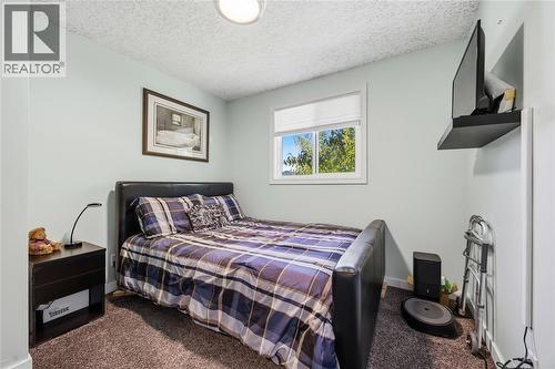 144 Templeton Crescent, St Clair, ON 