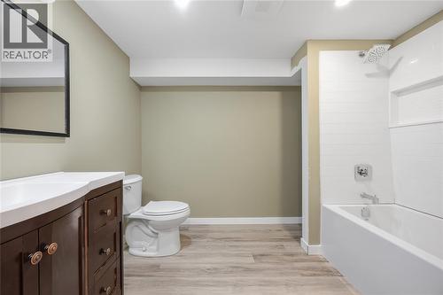 144 Templeton Crescent, St Clair, ON 