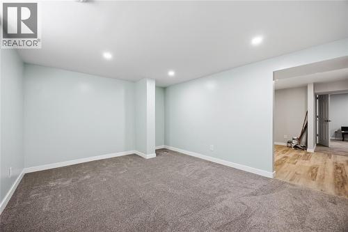 144 Templeton Crescent, St Clair, ON 
