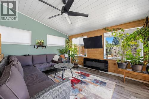 144 Templeton Crescent, St Clair, ON 