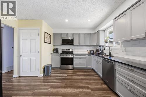 144 Templeton Crescent, St Clair, ON 