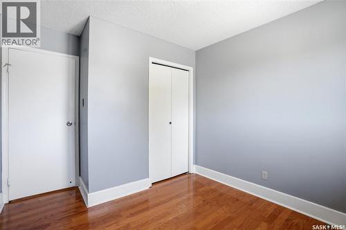 135 Penryn Crescent, Saskatoon, SK 