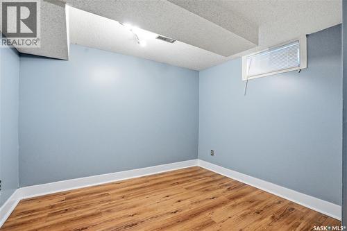 135 Penryn Crescent, Saskatoon, SK 