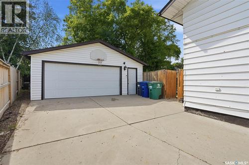 135 Penryn Crescent, Saskatoon, SK 