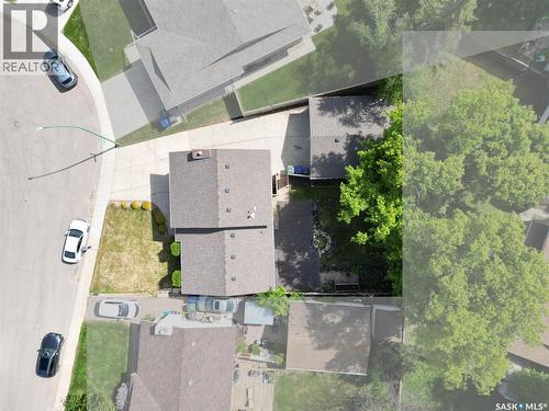 135 Penryn Crescent, Saskatoon, SK 