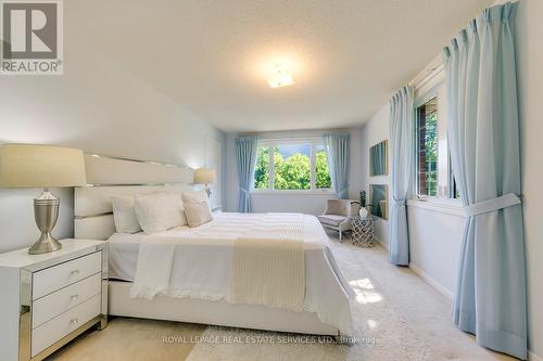500 Woodview Road, Burlington, ON 
