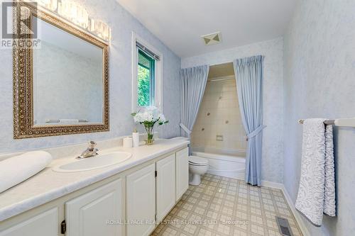 500 Woodview Road, Burlington, ON 