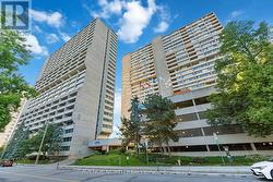 908 - 500 LAURIER AVENUE W  Ottawa, ON K1R 5E1