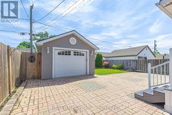 Garage - 