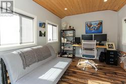Bunkie/Office - 