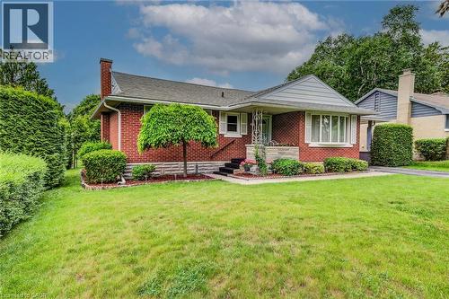 104 Elgin Crescent, Waterloo, ON 