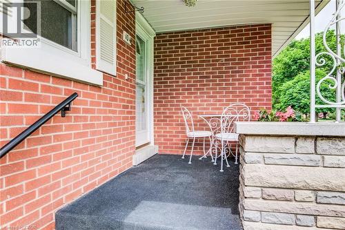 104 Elgin Crescent, Waterloo, ON 