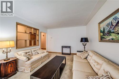 104 Elgin Crescent, Waterloo, ON 