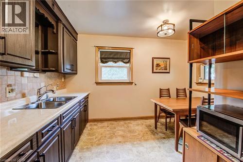 104 Elgin Crescent, Waterloo, ON 