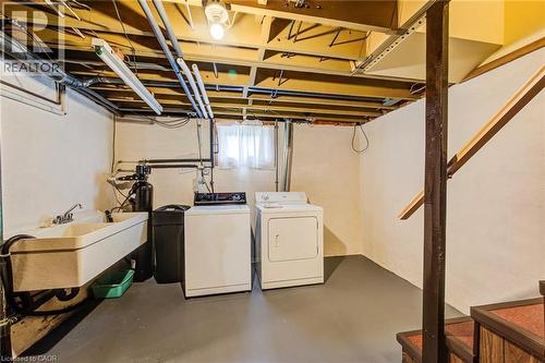 104 Elgin Crescent, Waterloo, ON 