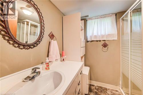 104 Elgin Crescent, Waterloo, ON 
