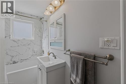 46 Clara Crescent, Brantford, ON 