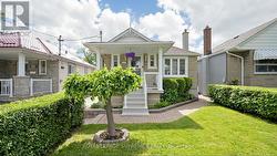 610 MCROBERTS AVENUE Toronto, ON M6E 4R7