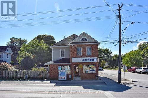 256 ONTARIO STREET  Collingwood, ON L9Y 1M9