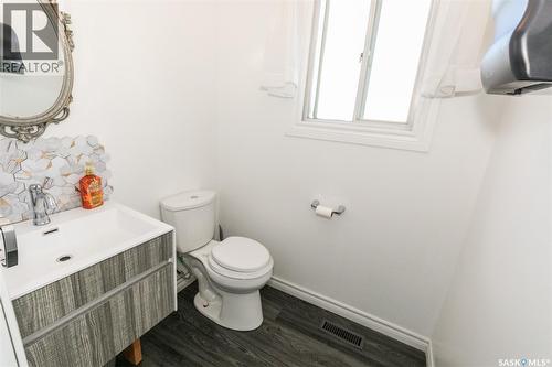 509 Grand Avenue, Luseland, SK 