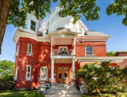 2780  - 2790 Rue Girouard O.  Saint-Hyacinthe, QC J2S 3B5
