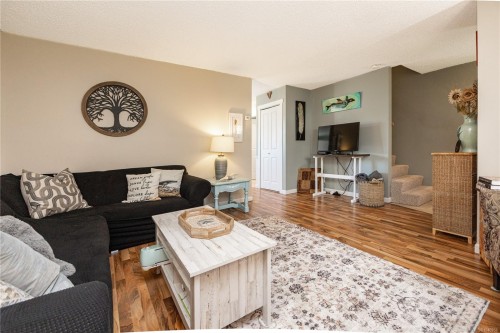 #4-400 Robron Rd, Campbell River, BC 