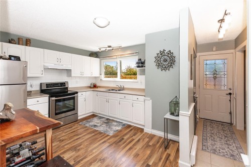 #4-400 Robron Rd, Campbell River, BC 