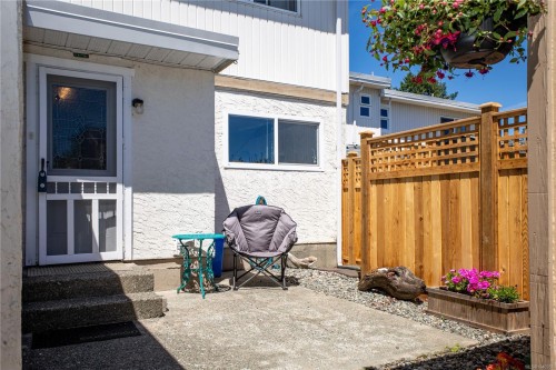 #4-400 Robron Rd, Campbell River, BC 