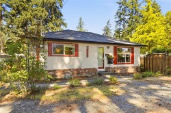 2872 Glen Lake Rd Langford, BC V9B 4A7