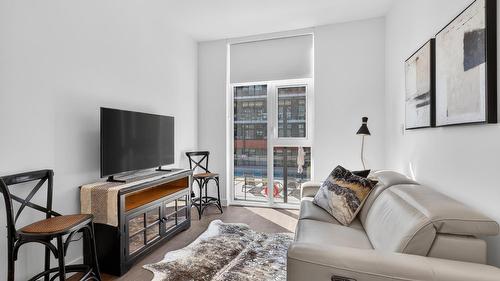 314-3389 Lakeshore Road, Kelowna, BC 