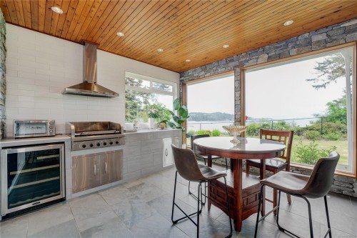 7079 Richview Dr, Sooke, BC 