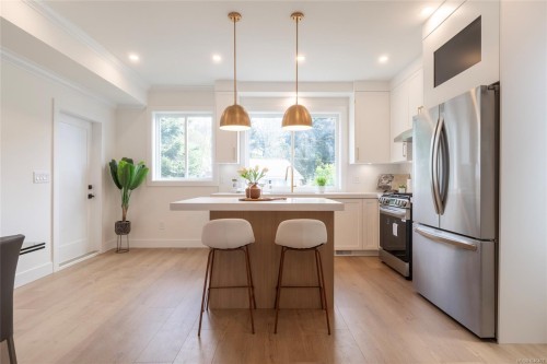 565 Belford Pl, Langford, BC 