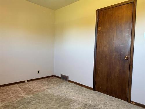 965 Sinclair St, Winnipeg, MB 