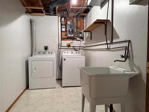 965 Sinclair St, Winnipeg, MB 