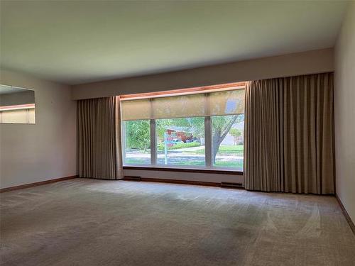 965 Sinclair St, Winnipeg, MB 